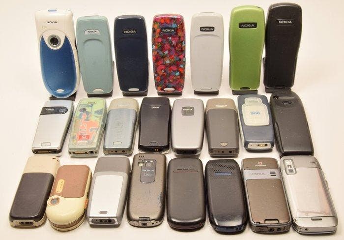 Nokia Various Nokia models (1990s-2000s) - Mobiele telefoon, Games en Spelcomputers, Spelcomputers | Overige Accessoires
