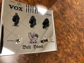 VOX Brit Boost - Pédale deffet