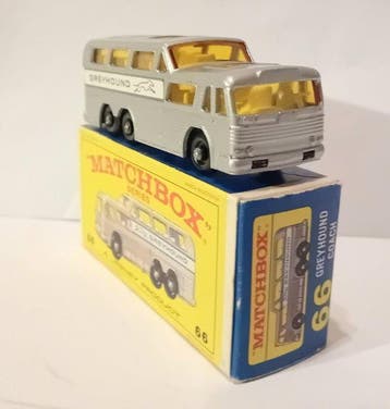 Matchbox 1:64 - Bus miniature - Greyhound Coach (66), Hobby & Loisirs créatifs