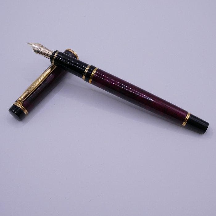 Pilot - Pilot Grance Fountain Pen Red Marble Gold Trim, Collections, Stylos