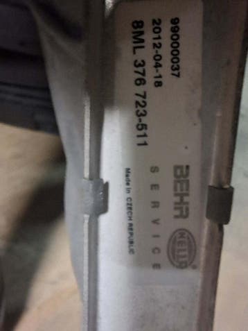 volkswagen transporter t5 2,5 tdi intercooler 8ML 376 723..., Auto-onderdelen, Motor en Toebehoren, Ophalen of Verzenden, Gebruikt