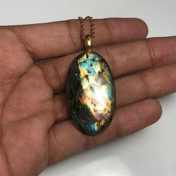 Collier avec pendentif - Pierre de lune naturelle