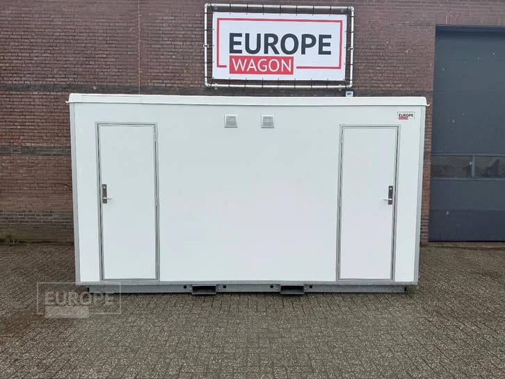 EUROPEWAGON Toilet container afzetunit 4200, Articles professionnels, Machines & Construction | Abris de chantier & Conteneurs