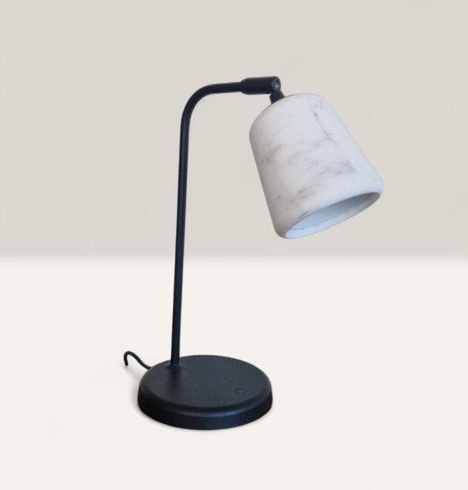 New Works - Noergaard et Kechayas - Bureaulamp - Material, Antiek en Kunst, Antiek | Verlichting