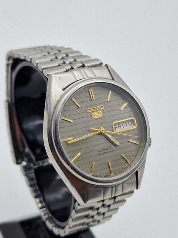 Seiko - Seiko 5 Automatic Day-Date - Zonder minimumprijs -