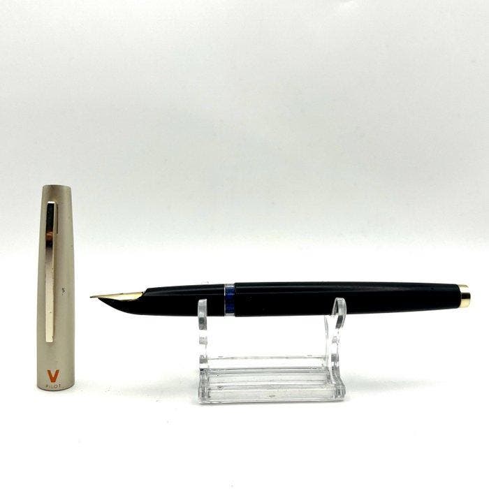 Pilot - V 14K - Zonder minimumprijs - Vulpen, Collections, Stylos