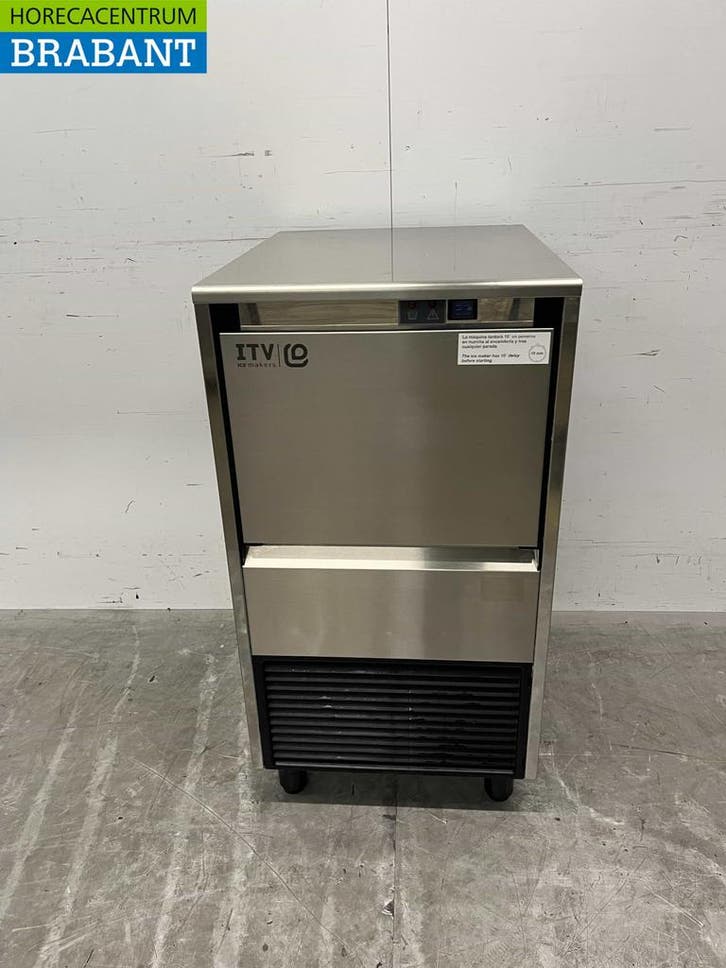 ITV IQ 85C AIRE 220-50 en acier inoxydable Machine à glace à, Articles professionnels, Horeca | Équipement de cuisine, Envoi