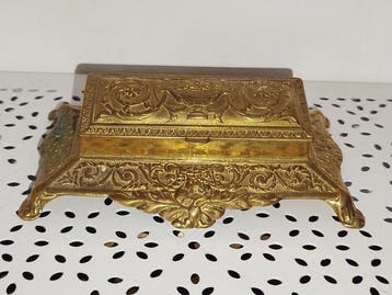 Vide-poche - Boite à bijoux en bronze - Art Nouveau - -