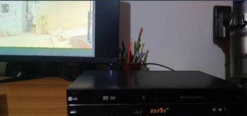 LG RCT689H Videorecorder