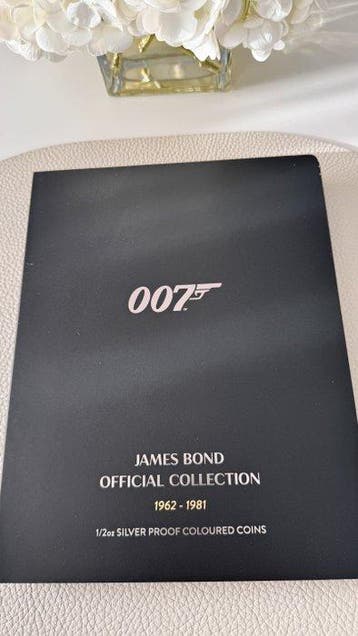 James Bond - Official 007 Collection of 1/2oz Coloured, Verzamelen, Nieuw