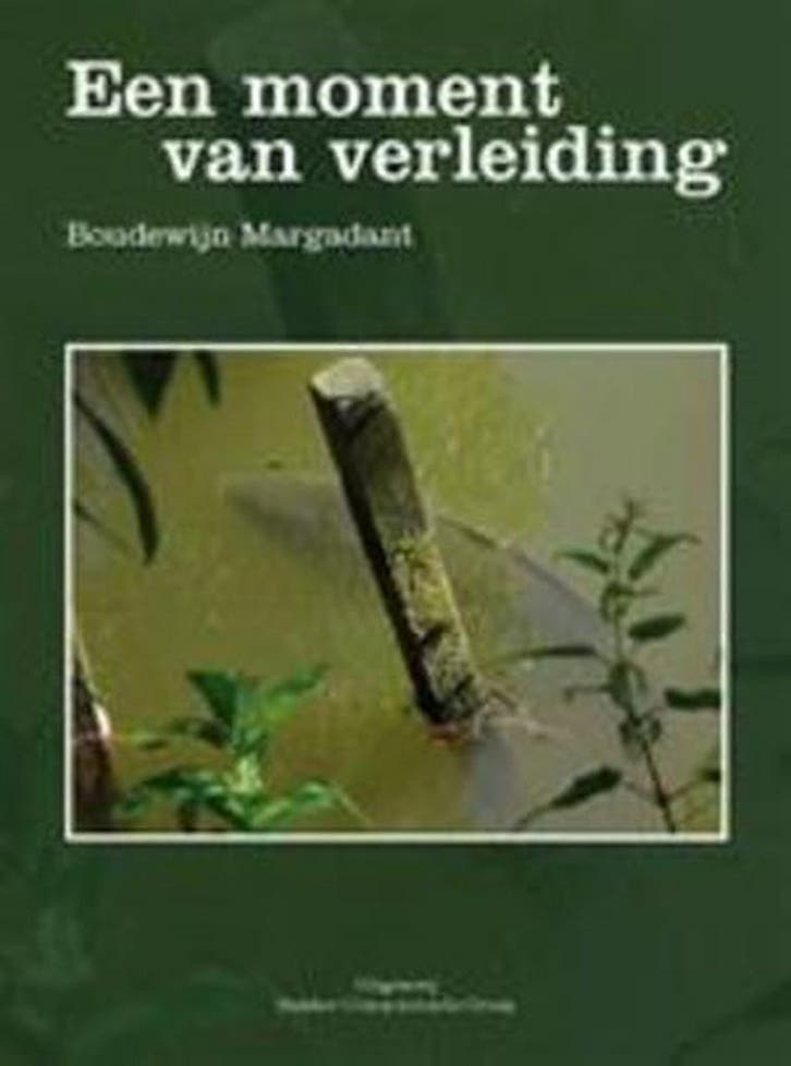 Een moment van verleiding ( boek vol karpervisserij in, Boeken, Hobby en Vrije tijd, Gelezen, Verzenden