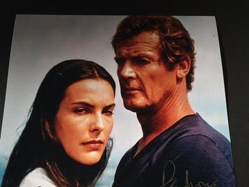 James Bond 007: For Your Eyes Only - Sir Roger Moore (+) and