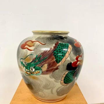 Vaas - Porselein - Japan - Kutani-aardewerk Yuryu merk