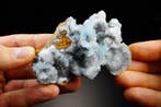 TOP baryte bleue (barite) cristaux lustreux sur la matrice -