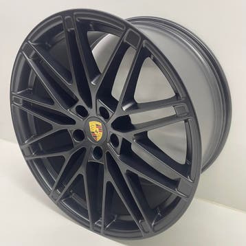 Porsche Macan IV (H2) ORIGINELE 22 RS Spyder GTS met banden, Autos : Pièces & Accessoires, Ophalen, Banden en Velgen
