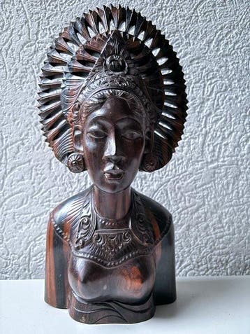 Set striped wood traditional hand-carved Balinese dancer, Antiek en Kunst