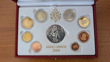 Vaticaan. Proof Set 2008/2010 (2 sets incl. Silver medals)