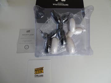 Whatshisname (1982) - HUMPek (Ebony and Ivory)