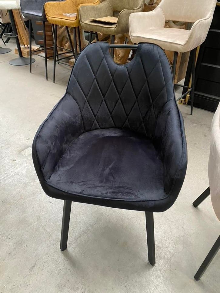 Mories armstoel velvet (nieuw, A-keuze), Maison & Meubles, Chaises