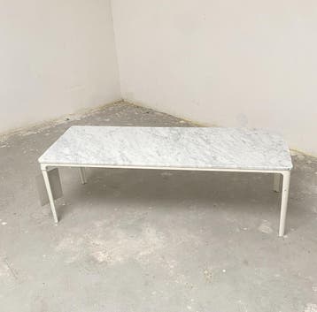 Vitra Plate Salontafel Wit Marmer, Onderstel Wit -, Overige materialen, 100 tot 150 cm, Verzenden, Eclectisch