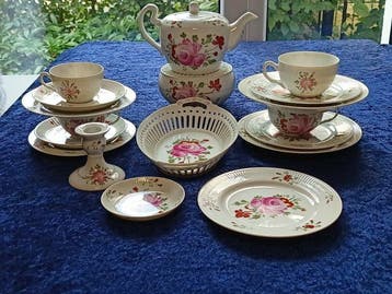 Koffie- en theeservies (18) - Porselein