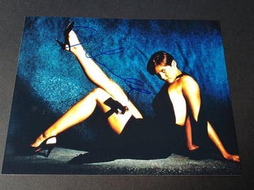 James Bond 007: Licence to Kill - Lot of 2 - Carey Lowell