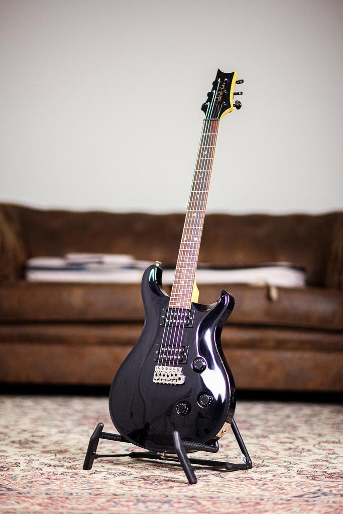 PRS CE 24 | Black Cherry, Muziek en Instrumenten, Snaarinstrumenten | Gitaren | Elektrisch, Verzenden