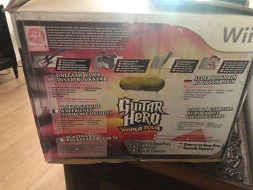 Nintendo, Activision - Wii Console Bundle & Guitar Hero, Consoles de jeu & Jeux vidéo