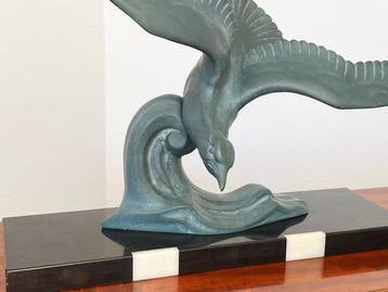 Sculpture, big original Art Déco Sculpture Seagull over the