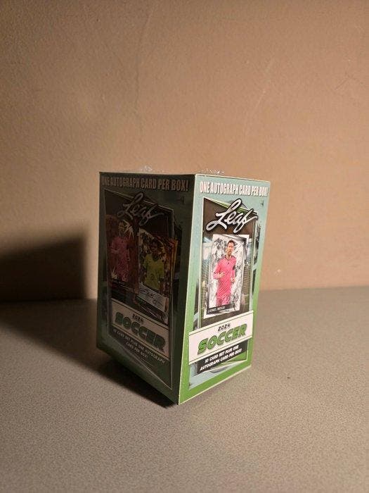 2024 Leaf Lionel Messi 100% Guaranteed Signed Card - 1 Box -, Collections, Autocollants