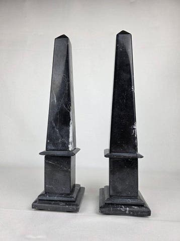 sculptuur, Coppia di Obelischi Neoclassici XX Sec. - 36.5 cm