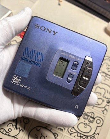 Sony - MZ-E30 MD Walkman Lecteur portable de MiniDiscs