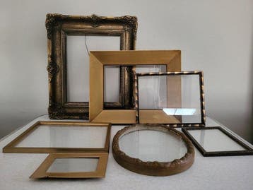 Lijst (7) - hout, glas, messing, gips - Collage oude lijsten