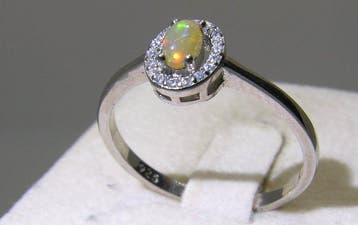 Vuuropaal ring - Hoogte: 25.2 mm - Breedte: 21.6 mm- 2 g -