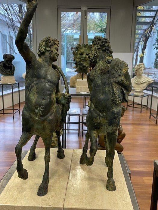 Beeld, Coppia di Centauri - 47/54 cm h - 30 cm - Brons, Antiquités & Art, Antiquités | Céramique & Poterie