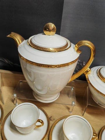 Limoges - Service à café pour 12 personnes (29) -, Antiquités & Art
