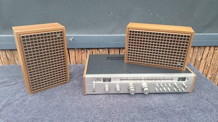 Akai - AA-810DBL Solid state stereo receiver, Audio, Tv en Foto, Radio's