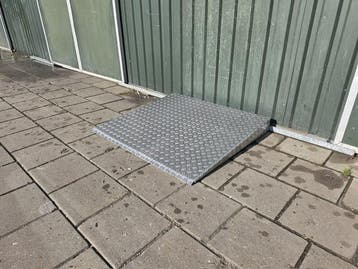 Oprijplaat voor koel- en vriescel 101 x 90 x 10 cm, Gebruikt, Koelen en Vriezen