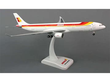 Schaal 1:200 Hogan 5668 Airbus A330-300 Iberia Reg. EC-LU..., Ophalen of Verzenden