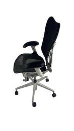 12 x Refurbished Herman Miller Mirra 2 Full Option, Verzenden, Zwart, Zo goed als nieuw, Bureaustoel