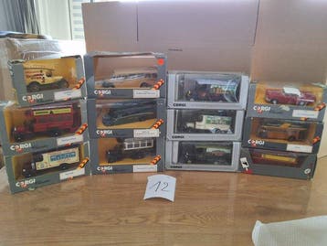 Corgi diverse - Voiture miniature (12) - Corgi Classics
