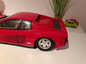 Pocher 1:8 - Modelauto - Ferrari Testarossa, Hobby en Vrije tijd, Modelauto's | 1:5 tot 1:12, Nieuw