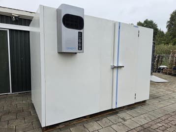 Koelcel 312 x 162 x 210 cm stekker klaar