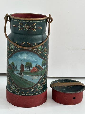 Volkskunst - Container - Decoratief - Metaal / ijzer - Oud