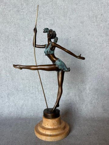 Beeld, Prachtig bronzen sculptuur van een ballerina. Naar:, Antiek en Kunst