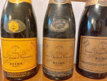 Veuve Clicquot, 1966, 1969, 1975 Vintage Champagne &, Verzamelen, Nieuw