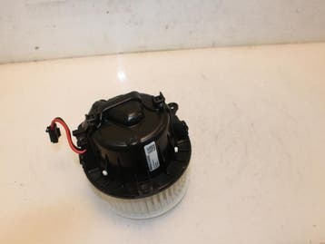 Kachel Ventilatiemotor Volkswagen Polo O148276