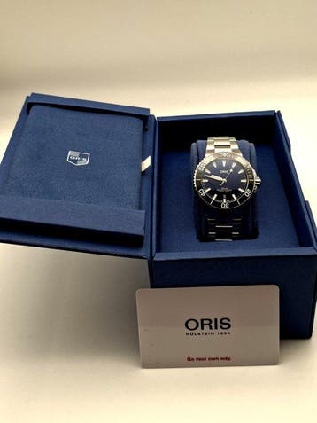 Oris - Aquis Date - Sans prix de réserve - 01 733 7766