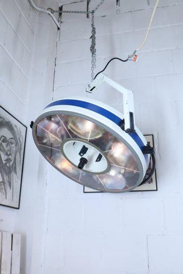Famed - Plafondlamp - Surgi Lux - Metaal, Plastic, Composiet