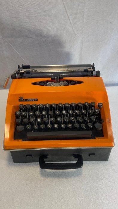 Adler Contessa - Typemachine - 1960-1970, Antiek en Kunst, Kunst | Designobjecten